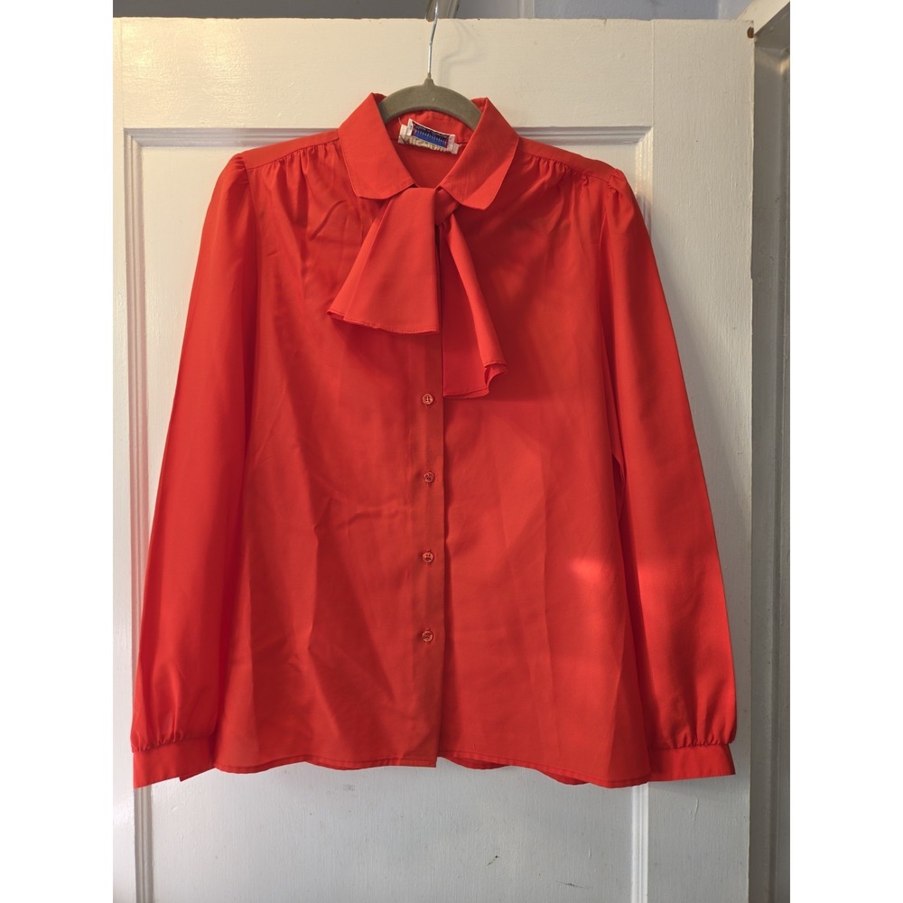 Vintage 80's Mistique Women's Red Button-Up Collared Long Sleeve Blouse Tie L